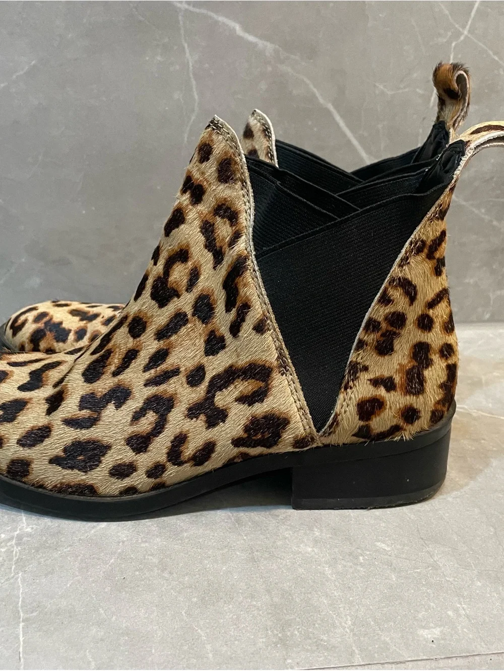 ALDO Leopard Print Hair Texture Chelsea Boots Size 7